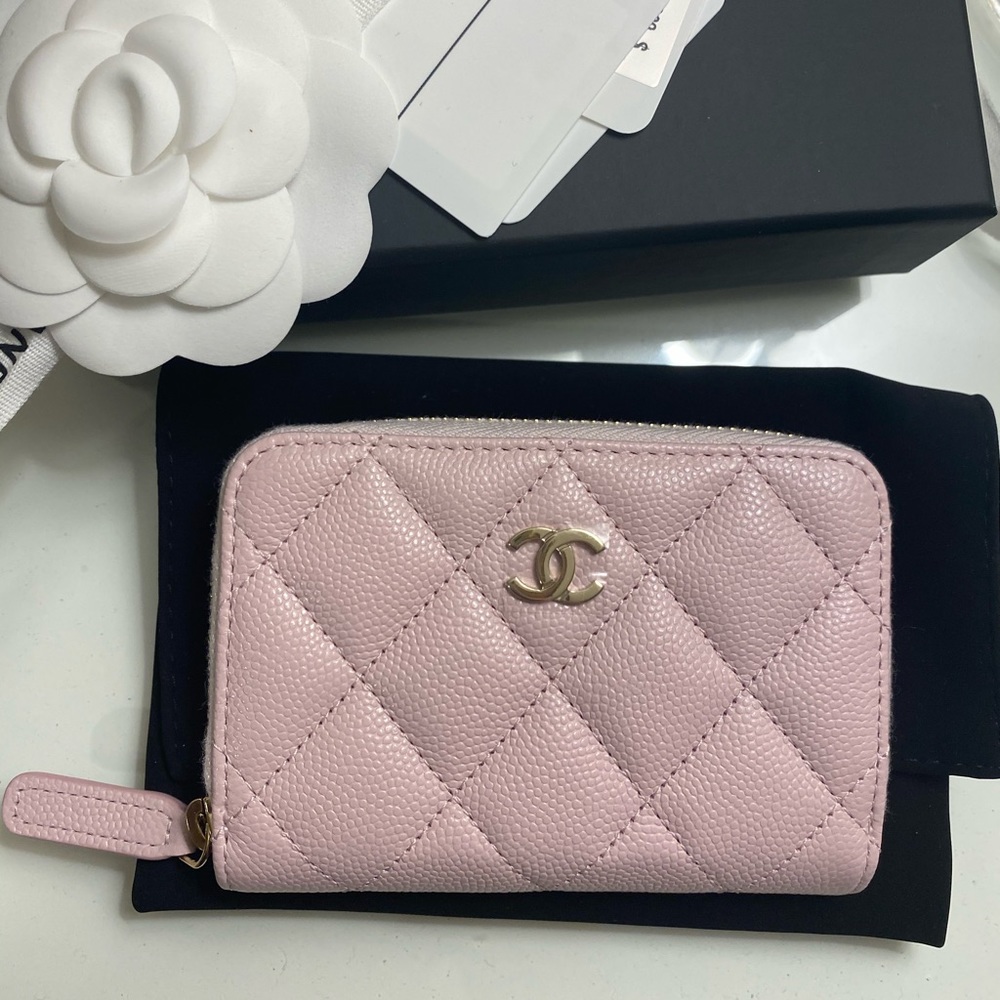 Chanel Zip zippy Coin Purse Wallet Light Pink 21S